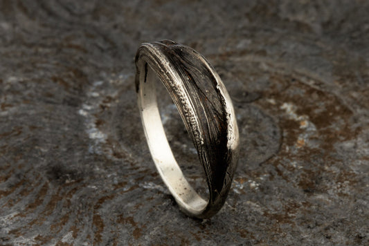 Kaugummi Ring Nr.1 Mitsuro Hikime Traditionelle Japanische Technik in 925 Silber geschwärzt