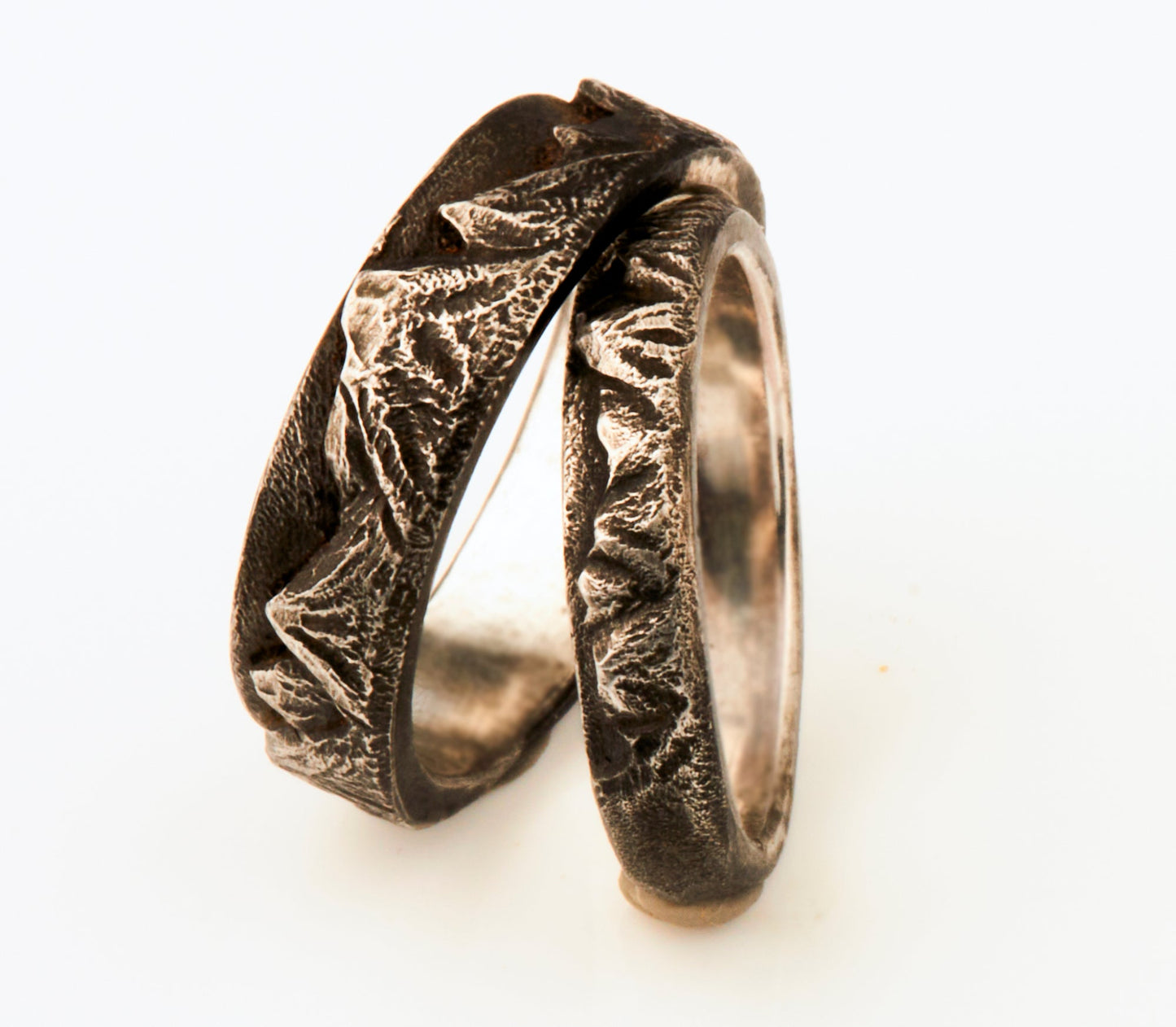 Bergpanorama Trauringe mit Bergen 925 Silber Goldschmiede und Trauring Manufaktur Silberschweif www.gutms.de