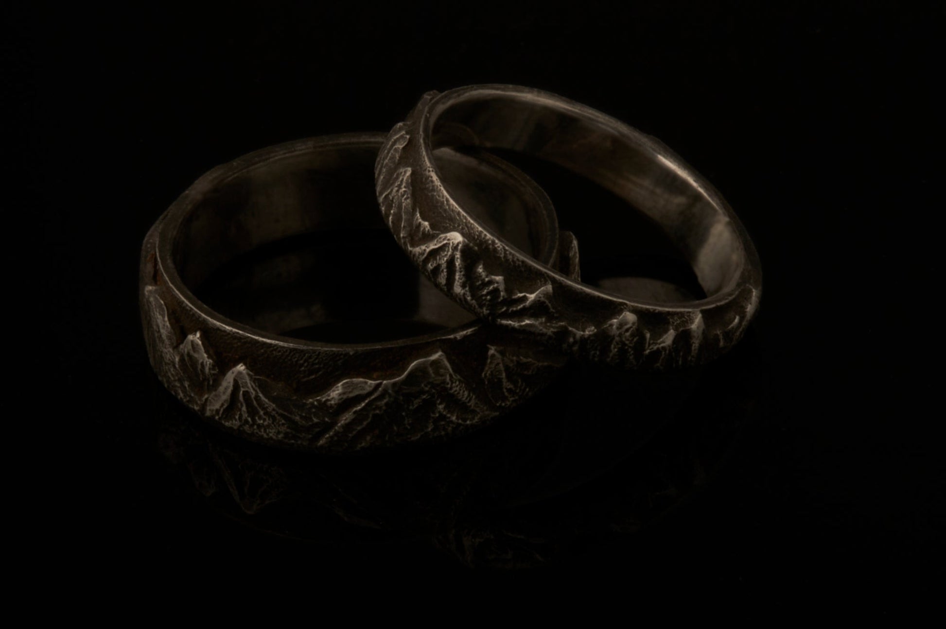 Bergpanorama Trauringe mit Bergen 925 Silber Goldschmiede und Trauring Manufaktur Silberschweif www.gutms.de