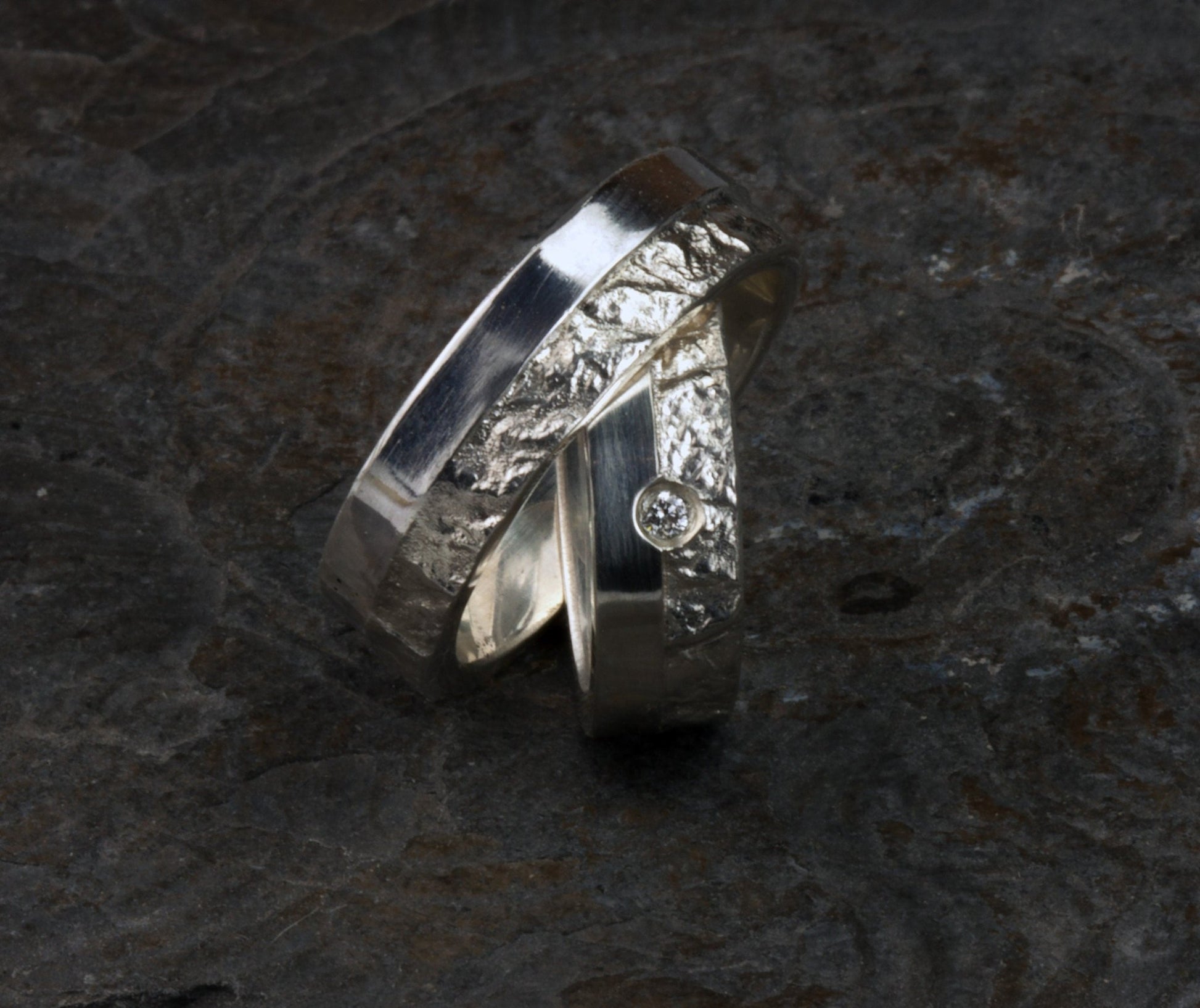 Trauringe ausgefallen, Aus Eins mach Zwei, mit Brillant, 925, Retikuliert, Struktur, Eheringe, Silber - Goldschmiede Manufaktur Silberschweif