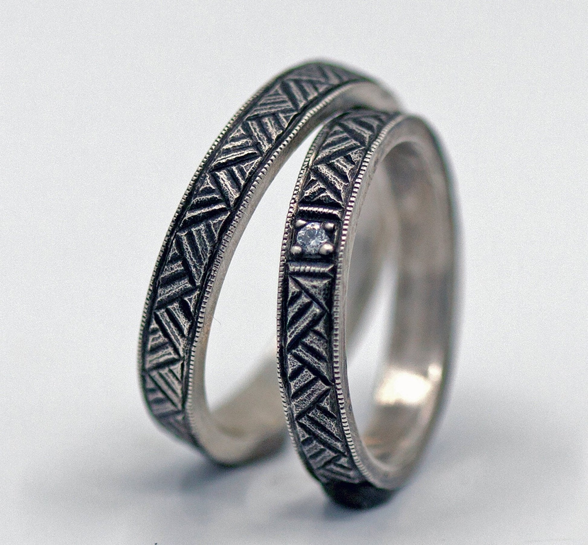 Trauringe Vintage handgraviert mit antik finish Silber - Goldschmiede Manufaktur Silberschweif