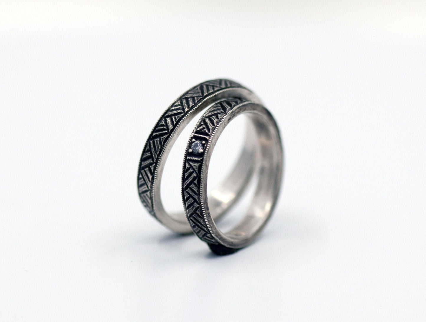 Trauringe Vintage handgraviert mit antik finish Silber - Goldschmiede Manufaktur Silberschweif