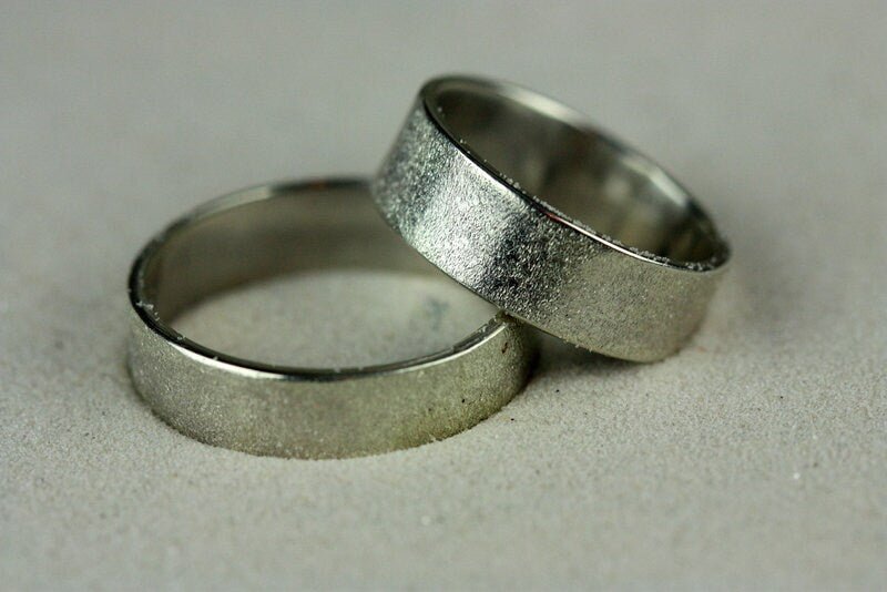 Zeitlos elegante Verlobungsringe - Goldschmiede Manufaktur Silberschweif