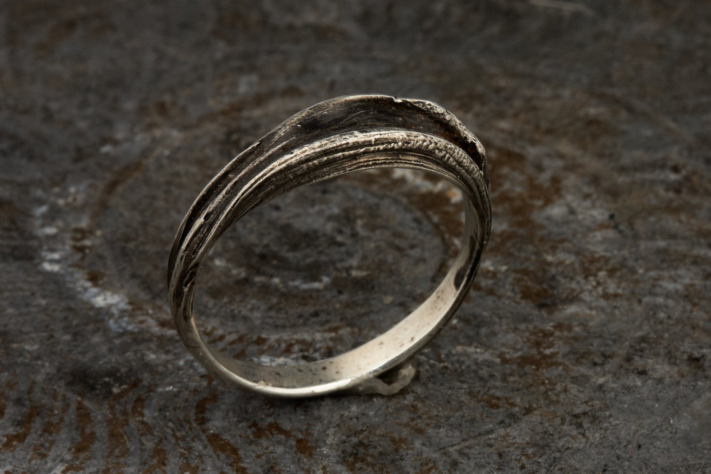 Kaugummi Ring Nr.1 Mitsuro Hikime Traditionelle Japanische Technik in 925 Silber geschwärzt