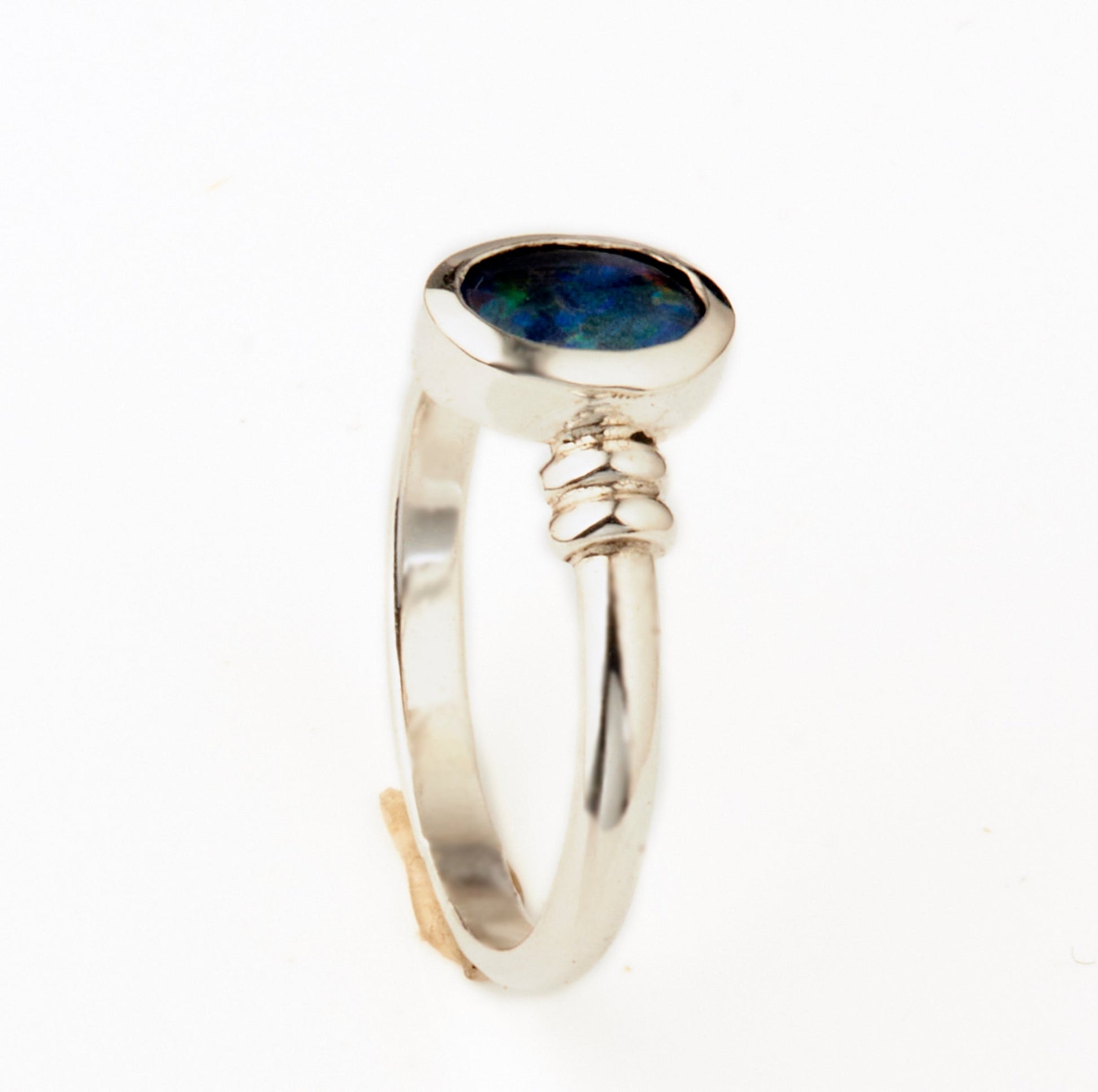 Ring mit ovalem Opal 8x6mm 925 Silber poliert schlicht und edel Goldschmiede und Trauring Manufaktur Silberscheif www.gutms.de