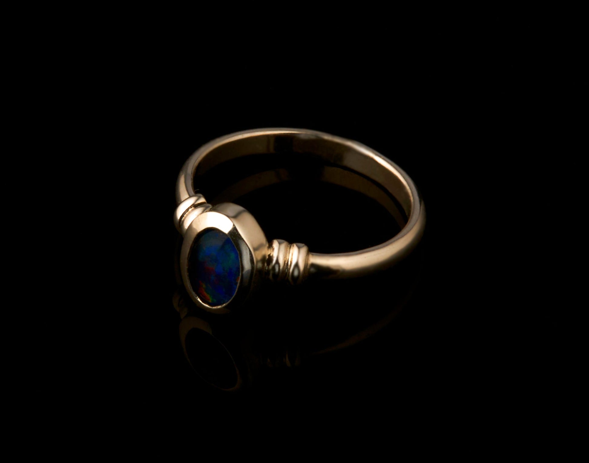 Ring mit ovalem Opal 8x6mm 925 Silber poliert schlicht und edel Goldschmiede und Trauring Manufaktur Silberscheif www.gutms.de